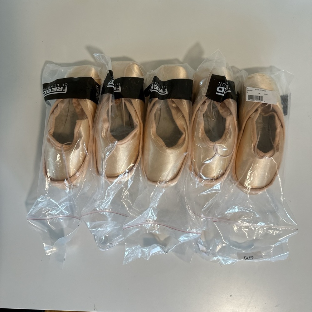 Brand new Freed of London Pointe Shoes